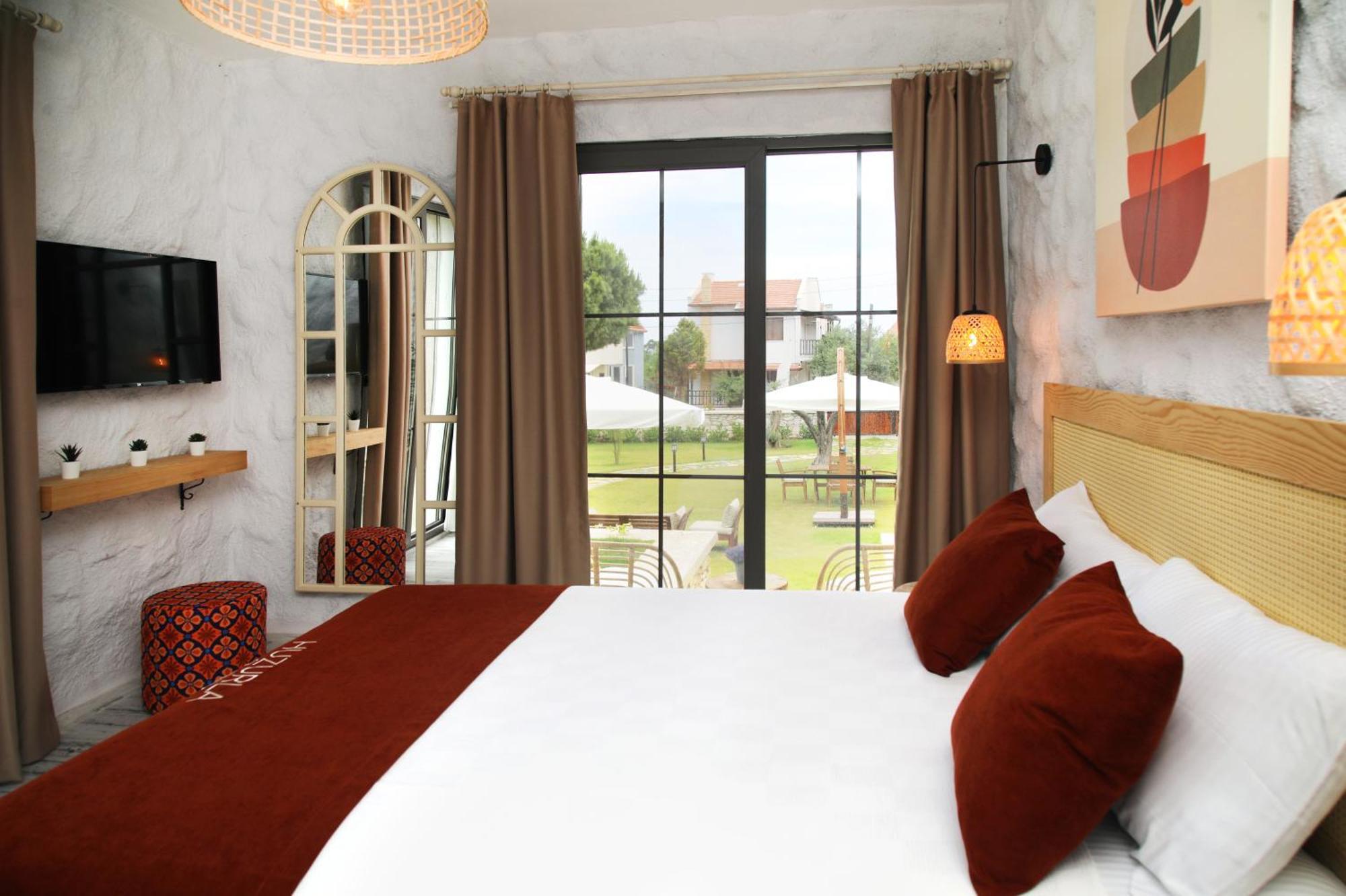 Huzurla Otel Esmirna Exterior foto